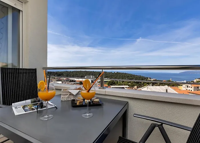 Navis, Sea View