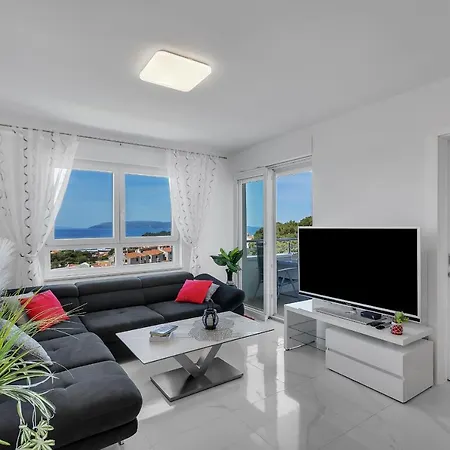 Navis, Sea View Apartament