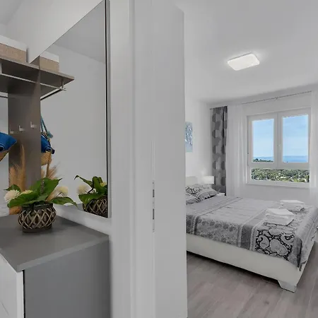 Navis, Sea View Apartament Makarska