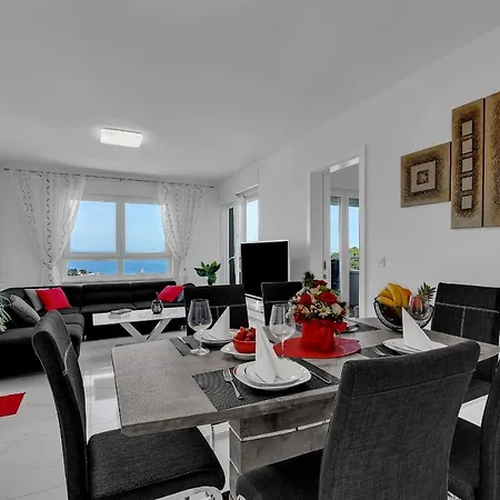 Navis, Sea View Apartament Makarska