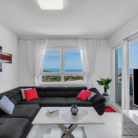 Navis, Sea View Apartament